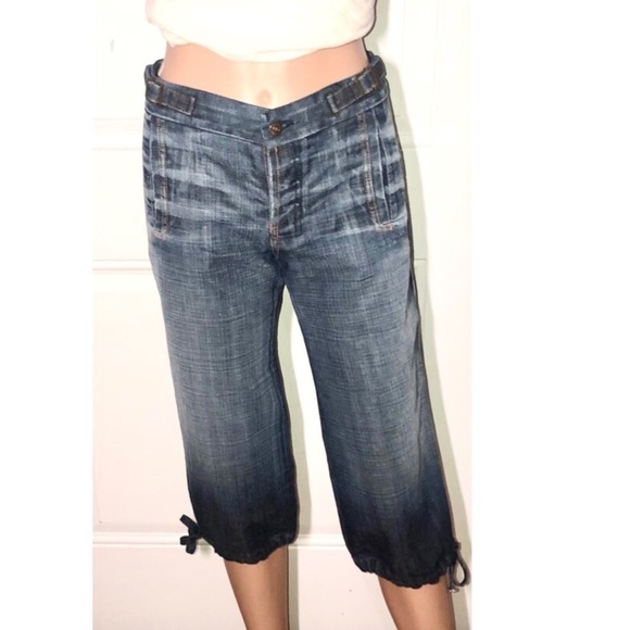 7 For All Mankind Denim - 7 For All mankind Women’s Capri Jeans 28